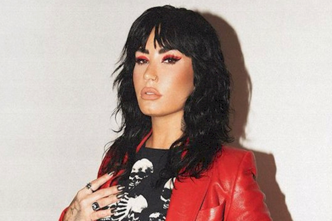 Demi Lovato e Joe Jonas emocionam fãs com reencontro nos palcos -  (crédito: TMJBrazil)