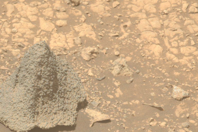 Segundo o portal, muitas teorias dominaram as redes sociais nos últimos dias. Muitos dos internautas têm afirmado que o objeto é, além de um aparato álien, um Segundo o portal, muitas teorias dominaram as redes sociais nos últimos dias. Muitos dos internautas têm afirmado que o objeto é, além de um aparato álien, um