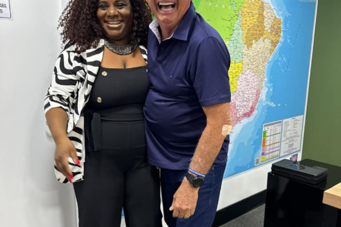 O ex-presidente encaminhou o vídeo ao deputado federal Capitão Alden (PL-BA) e a um contato nomeado O ex-presidente encaminhou o vídeo ao deputado federal Capitão Alden (PL-BA) e a um contato nomeado