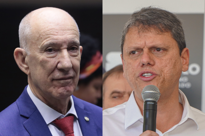 Rui Falcão (esq.) pediu apreensão de passaporte de Tarcísio (dir.) e proibição de se comunicar com réus do inquérito da tentativa de golpe - (crédito: Sergio Barzaghi/Governo de SP e Bruno Spada/Câmara) Rui Falcão (esq.) pediu apreensão de passaporte de Tarcísio (dir.) e proibição de se comunicar com réus do inquérito da tentativa de golpe - (crédito: Sergio Barzaghi/Governo de SP e Bruno Spada/Câmara)