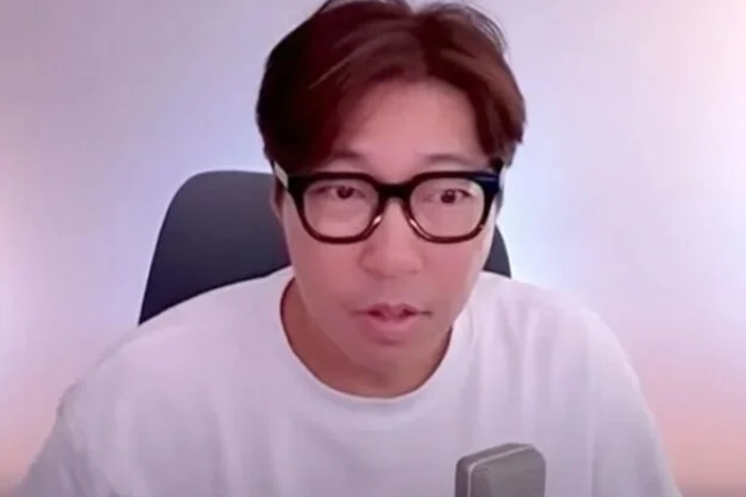 Segundo informações do jornal coreano The Korea Times, Dong-hyun morreu dois dias depois de organizar uma maratona de jogos online de cinco horas e meia de duração -  (crédito: Reprodução/YouTube/Na Dong-hyun)