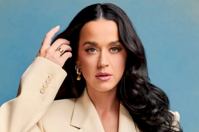 Katy Perry emociona fã no The Town com momento inesquecível no palco -  (crédito: TMJBrazil)