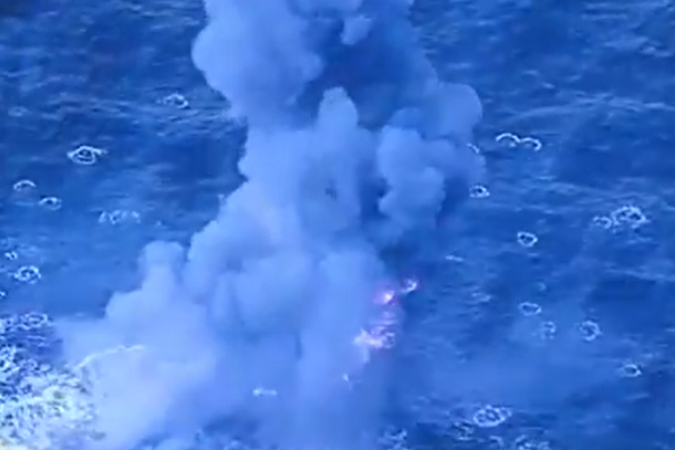 Por meio da postagem, Trump afirmou que o navio carregava 