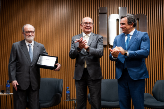 O ministro Gilmar Mendes descreveu Everardo Maciel como um 