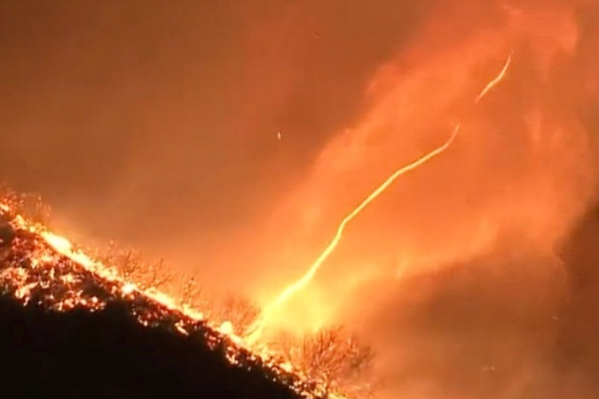 Como ChatGPT 'denunciou' suspeito por incêndio que devastou Los Angeles - (crédito: BBC Geral) Como ChatGPT 'denunciou' suspeito por incêndio que devastou Los Angeles - (crédito: BBC Geral)