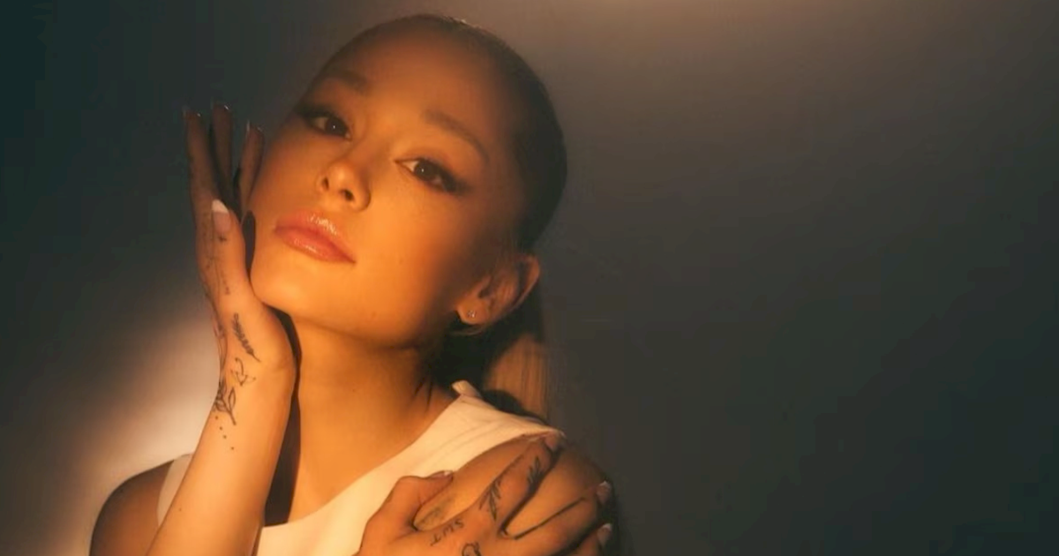 Ariana Grande planeja nova era: entre musicais, cinema e longas pausas