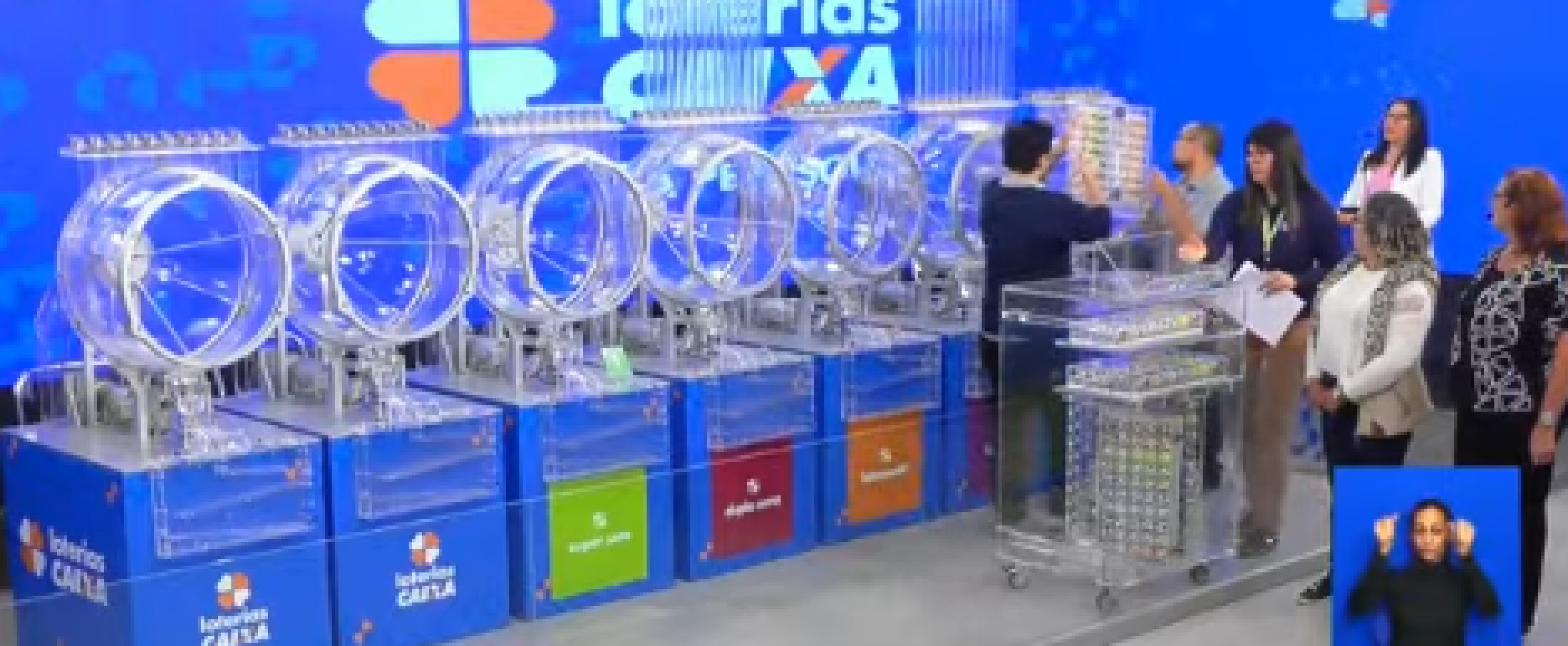 Quina, Lotofácil, Dupla Sena, Lotomania e Super Sete: resultados desta sexta