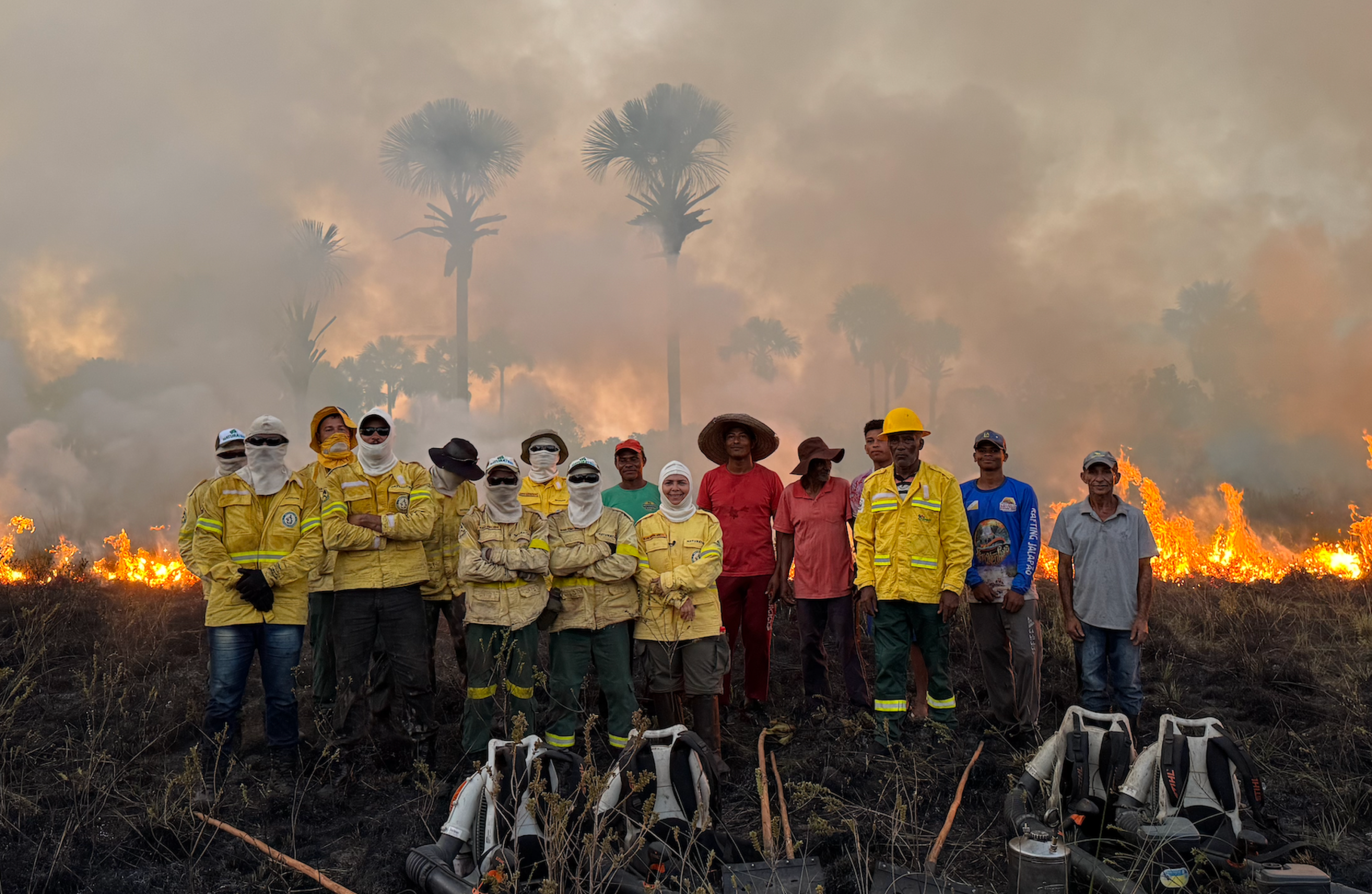 Mestres do fogo: as queimadas que salvam vidas no Cerrado