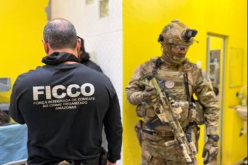 A Força Integrada de Combate ao Crime Organizado no Amazonas (FICCO/AM) deflagrou quatro prisões preventivas e cinco mandados de busca e apreensão nas respectivas residências - (crédito: Reprodução / Ministério da Justiça e Segurança Pública / gov.br) A Força Integrada de Combate ao Crime Organizado no Amazonas (FICCO/AM) deflagrou quatro prisões preventivas e cinco mandados de busca e apreensão nas respectivas residências - (crédito: Reprodução / Ministério da Justiça e Segurança Pública / gov.br)