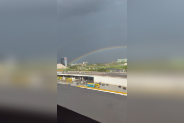 O arco-íris apareceu na capital após chuvas intensas, por volta das 16h - (crédito: material cedido) O arco-íris apareceu na capital após chuvas intensas, por volta das 16h - (crédito: material cedido)