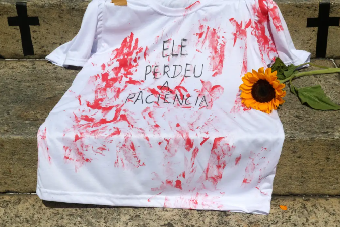 Mulheres foram às ruas neste domingo (7/12) em protesto aos crescentes casos de feminicídio - (crédito: Tânia Rêgo/Agência Brasil) Mulheres foram às ruas neste domingo (7/12) em protesto aos crescentes casos de feminicídio - (crédito: Tânia Rêgo/Agência Brasil)