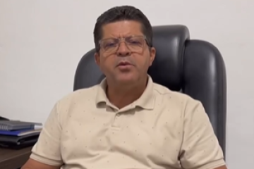 José de Oliveira Flor (MDB), de 58 anos, portava pistola .380 no banco traseiro da caminhonete -  (crédito: Redes Sociais/Reprodução)