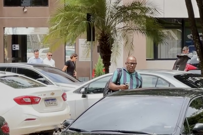 Michelle deixa a sede da Superintendência da PF, em Brasília, após visita a Bolsonaro - (crédito: Cássia André/CB/DA.Press) Michelle deixa a sede da Superintendência da PF, em Brasília, após visita a Bolsonaro - (crédito: Cássia André/CB/DA.Press)
