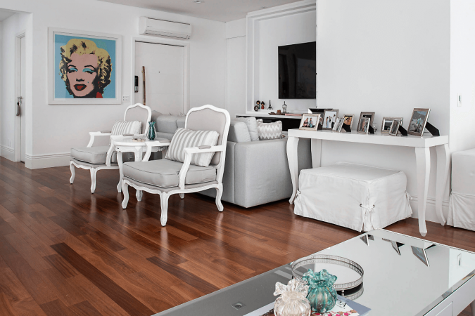 A cor da Pantone para o próximo ano é um branco sofisticado e de suavidade marcante (Projeto: Camila Palladino | Imagem: Rogério Cajui) - (crédito: EdiCase) A cor da Pantone para o próximo ano é um branco sofisticado e de suavidade marcante (Projeto: Camila Palladino | Imagem: Rogério Cajui) - (crédito: EdiCase)