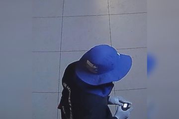 Trio é investigado por furtos cometidos em lojas de celular e eletrônicos - (crédito: Cedido ao Correio ) Trio é investigado por furtos cometidos em lojas de celular e eletrônicos - (crédito: Cedido ao Correio )