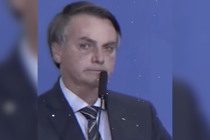 Flávio agradeceu as manifestações de apoio recebidas pelo pai e disse acompanhar as mensagens enviadas por apoiadores ao ex-mandatário. - (crédito: Reprodução/X) Flávio agradeceu as manifestações de apoio recebidas pelo pai e disse acompanhar as mensagens enviadas por apoiadores ao ex-mandatário. - (crédito: Reprodução/X)