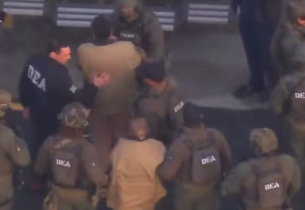 Maduro chega ao tribunal em Nova York -  (crédito: Reprodução/Youtube/CNN)