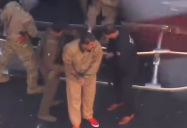 Maduro comparece perante Justiça dos EUA pela 1ª vez desde a captura
 -  (crédito: Reprodução/Youtube/CNN)