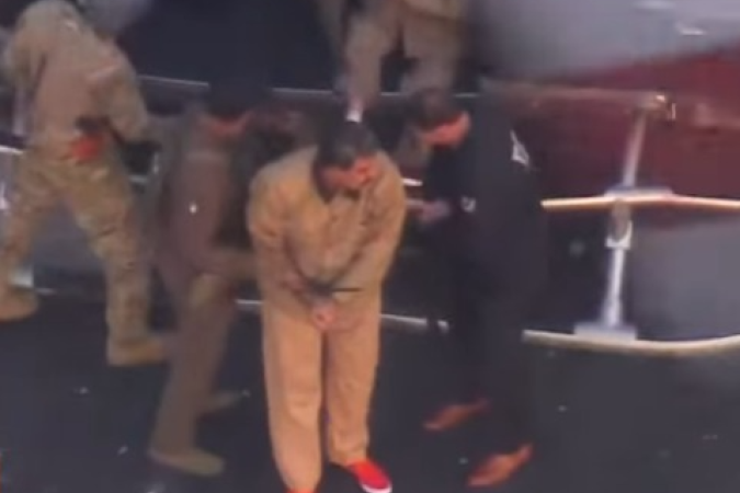 Maduro comparece perante Justiça dos EUA pela 1ª vez desde a captura
- (crédito: Reprodução/Youtube/CNN) Maduro comparece perante Justiça dos EUA pela 1ª vez desde a captura
- (crédito: Reprodução/Youtube/CNN)