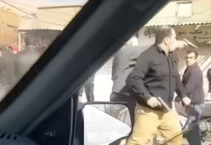 Desde quinta-feira, 8 de janeiro, registram-se protestos sem precedentes contra o governo do Irã -  (crédito: Getty Images) -Desde quinta-feira, 8 de janeiro, registram-se protestos sem precedentes contra o governo do Irã -  (crédito: Getty Images)