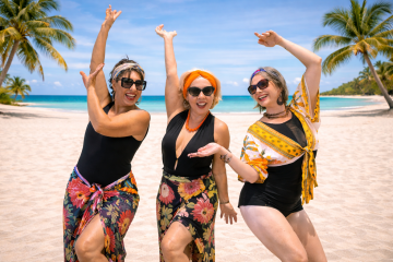 Nesta temporada as atrizes que dão vida às 'baixas' são Helen Cris, Irina Buss e Monique Alvarenga. A primeira e a última estavam nas montagens de 2018 a 2020. Irina é a estreante na peça e é também sua estreia como atriz profissional. - (crédito: Isabela França (com aplicação de IA)/Divulgação) Nesta temporada as atrizes que dão vida às 'baixas' são Helen Cris, Irina Buss e Monique Alvarenga. A primeira e a última estavam nas montagens de 2018 a 2020. Irina é a estreante na peça e é também sua estreia como atriz profissional. - (crédito: Isabela França (com aplicação de IA)/Divulgação)