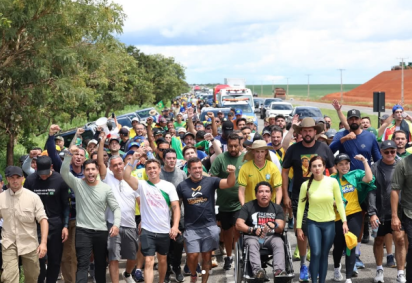 A Caminhada pela Justiça e Liberdade, liderada pelo deputado federal Nikolas Ferreira (PL) -  (crédito: Reprodução / Instagram / @nikolasferreiradm) -A Caminhada pela Justiça e Liberdade, liderada pelo deputado federal Nikolas Ferreira (PL) -  (crédito: Reprodução / Instagram / @nikolasferreiradm)