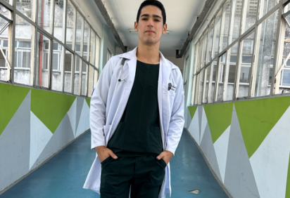 
 Carlos Eduardo, 21 anos, é estudante de medicina na Universidade Federal do Ceará (UFC) -  (crédito: Arquivo pessoal)