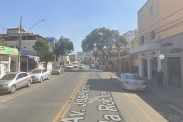 Crime aconteceu na noite dessa segunda-feira (2/2), na Avenida José Faria da Rocha, no Bairro Eldorado, em Contagem (MG) -  (crédito: Google Street View/Reprodução)