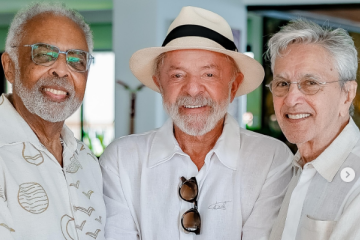 'Almoço de sábado entre amigos', escreveu Lula na publicação -  (crédito: Reprodução redes sociais)