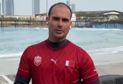 Eduardo Bolsonaro gravou o vídeo durante agenda nos Emirados Árabes Unidos -  (crédito: Reprodução/Redes sociais)