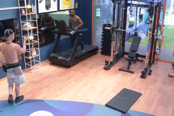 Juliano Floss e Leandro Boneco durante conversa na casa mais vigiada do Brasil - (crédito: Gshow/Reprodução) Juliano Floss e Leandro Boneco durante conversa na casa mais vigiada do Brasil - (crédito: Gshow/Reprodução)