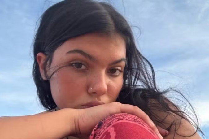 Dingos provocaram a morte de turista em praia na Austrália