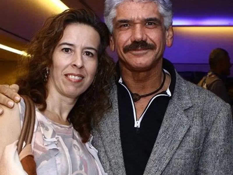 Casados desde 1993, Antunes e Cristiana Britto enfrentaram juntos todas as etapas do tratamento -  (crédito: Reprodução/Instagram)