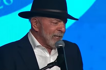 Em seu discurso, ele também criticou as interferências de outros países na resolução de desafios de nações da América Latina -  (crédito: Reprodução/Youtube LulaOficial)