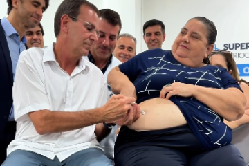 Paes aplica primeira dose de Ozempic na rede pública do Rio -  (crédito: Reprodução/Redes sociais )