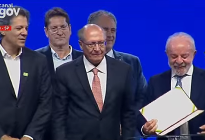 Lula e ministros em caravana em São Paulo -  (crédito: Reprodução/Youtube LulaOficial) -Lula e ministros em caravana em São Paulo -  (crédito: Reprodução/Youtube LulaOficial)