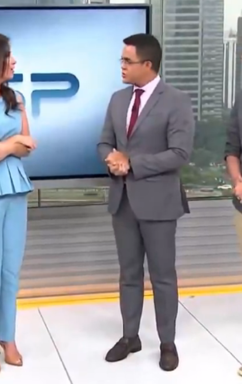 Os jornalistas Sabina Simonato, Marcelo Pereira e Guilherme Pimentel  -  (crédito: Reprodução / X / @whatwouldlbdo)