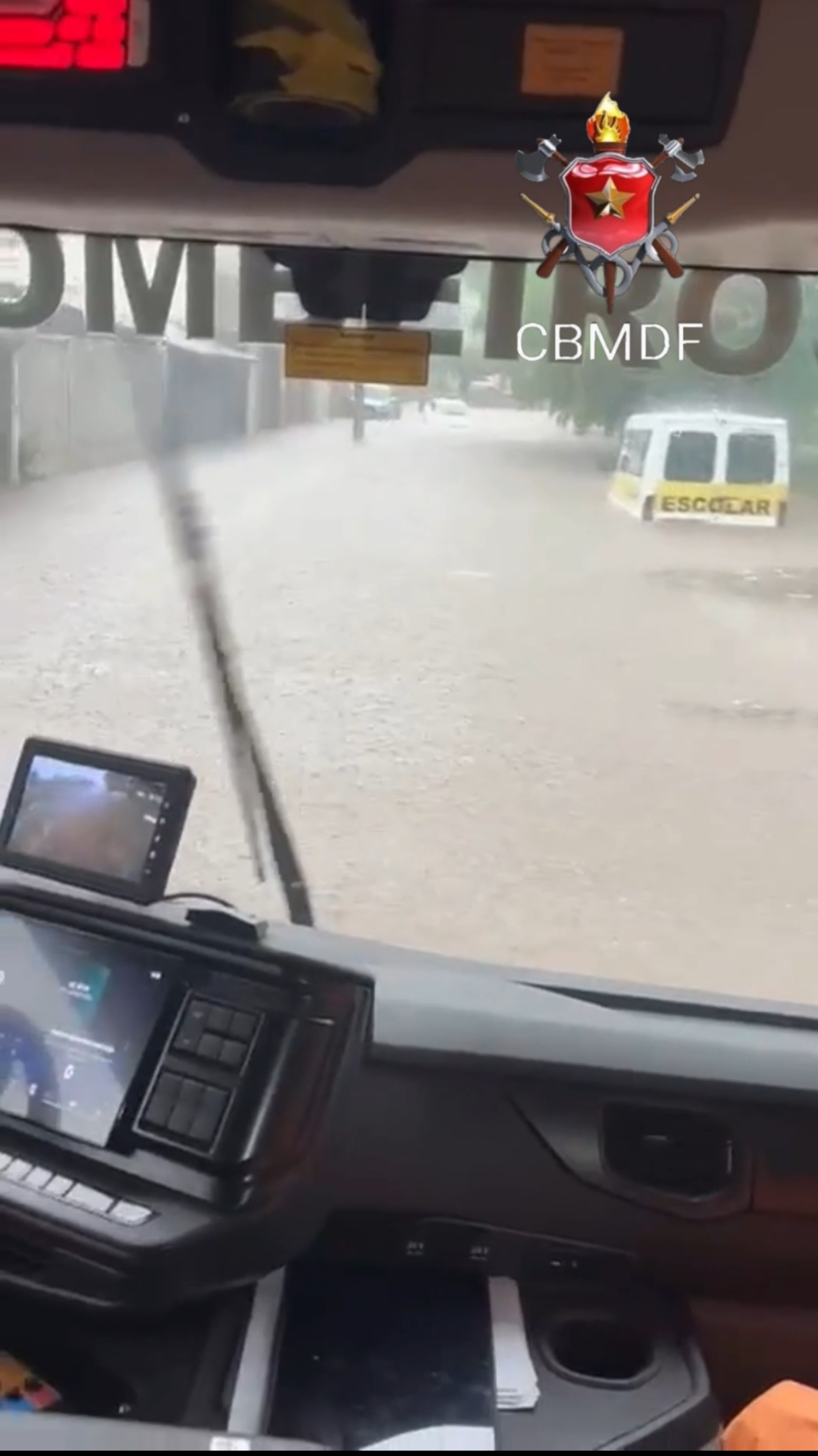 Chuvas intensas causam estragos no DF