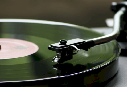 Relíquias musicais: o que faz um disco se tornar um tesouro de luxo -  (crédito: TMJBrazil) -Relíquias musicais: o que faz um disco se tornar um tesouro de luxo -  (crédito: TMJBrazil)