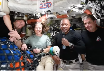 O que astronautas da Artemis 2 trazem de viagem à Lua: 'A parte boa está voltando com a gente' -  (crédito: BBC Geral) -O que astronautas da Artemis 2 trazem de viagem à Lua: 'A parte boa está voltando com a gente' -  (crédito: BBC Geral)