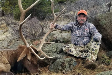 Expedição seguia regras locais e fazia parte de um sistema de licenças que permite a caça controlada -  (crédito: Reprodução)