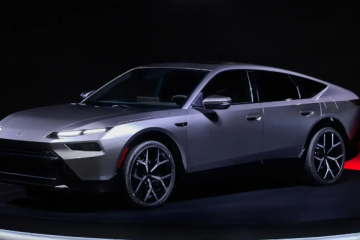 O sedã médio vai ganhar uma carroceria no estilo fastback, combinando superfícies curvas com linhas retas e lembrando carros com design futurista como o Tesla Cyber Truck -  (crédito: Reprodução / Honda)