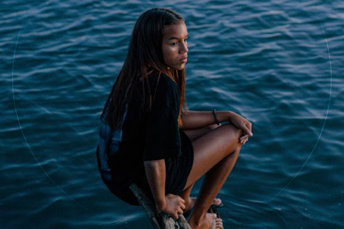 Aos 14 anos, MC Vitória lança 'Quebrada Viva' - (crédito: Divulgação) Aos 14 anos, MC Vitória lança 'Quebrada Viva' - (crédito: Divulgação)