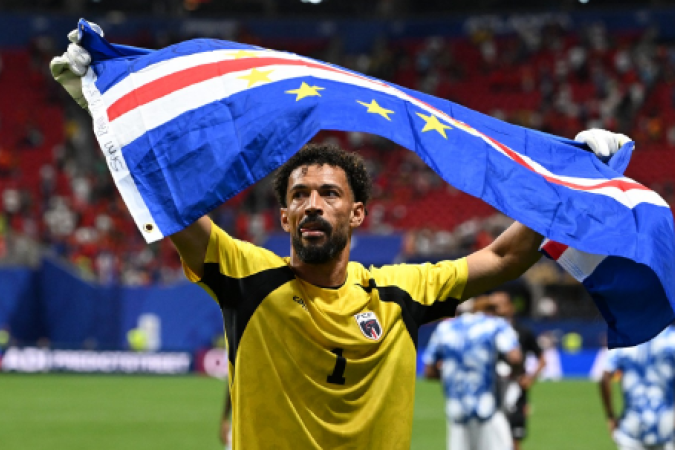 Com resultado, país da costa noroeste da África faz história na primeira participação em Copas do Mundo - (crédito: ROBERTO SCHMIDT / AFP) Com resultado, país da costa noroeste da África faz história na primeira participação em Copas do Mundo - (crédito: ROBERTO SCHMIDT / AFP)