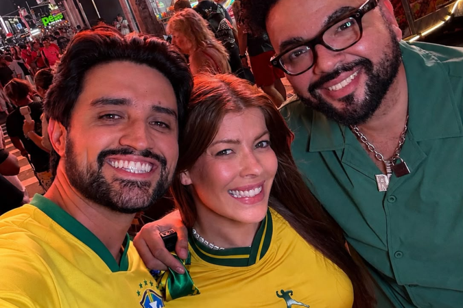 Famosos se encontram na Times Square antes de jogo do Brasil - (crédito: Divulgação) Famosos se encontram na Times Square antes de jogo do Brasil - (crédito: Divulgação)