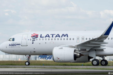 A rota Brasília–Uberlândia da LATAM é operada com aeronaves da família Airbus A320 - (crédito: Divulgação LATAM) A rota Brasília–Uberlândia da LATAM é operada com aeronaves da família Airbus A320 - (crédito: Divulgação LATAM)