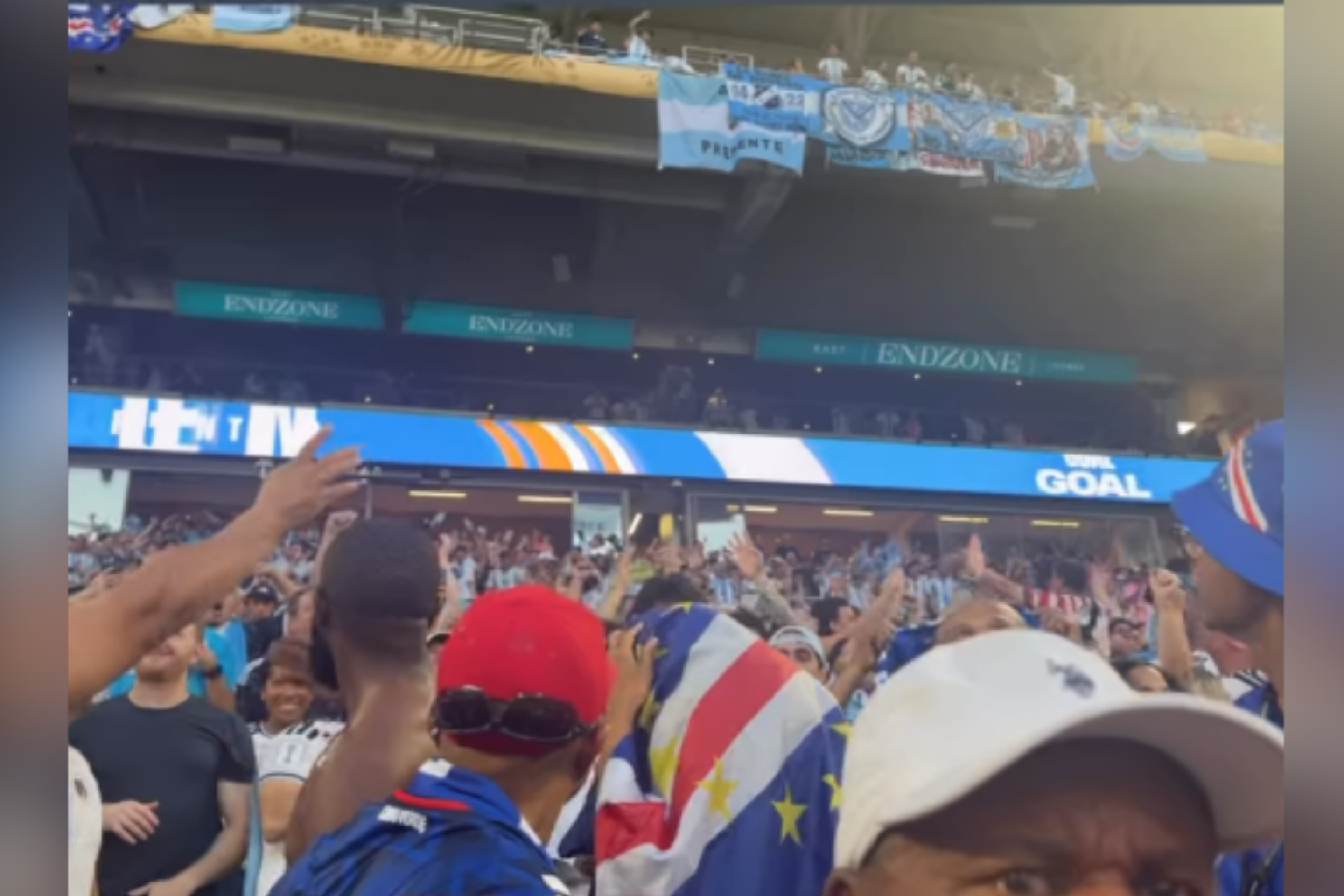 Vídeo mostra argentinos atirando objetos na torcida de Cabo Verde