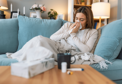 Pequenas mudanças no dia a dia podem fazer diferença na proteção e no equilíbrio do organismo durante o inverno (Imagem: Photoroyalty | Shutterstock) -  (crédito: EdiCase) -Pequenas mudanças no dia a dia podem fazer diferença na proteção e no equilíbrio do organismo durante o inverno (Imagem: Photoroyalty | Shutterstock) -  (crédito: EdiCase)