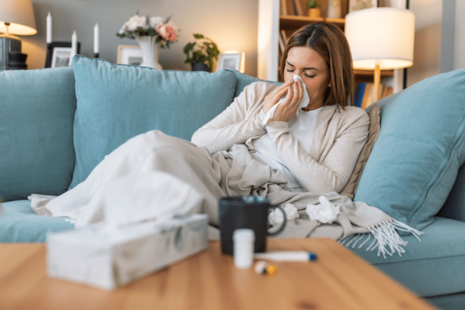 Pequenas mudanças no dia a dia podem fazer diferença na proteção e no equilíbrio do organismo durante o inverno (Imagem: Photoroyalty | Shutterstock) - (crédito: EdiCase) Pequenas mudanças no dia a dia podem fazer diferença na proteção e no equilíbrio do organismo durante o inverno (Imagem: Photoroyalty | Shutterstock) - (crédito: EdiCase)
