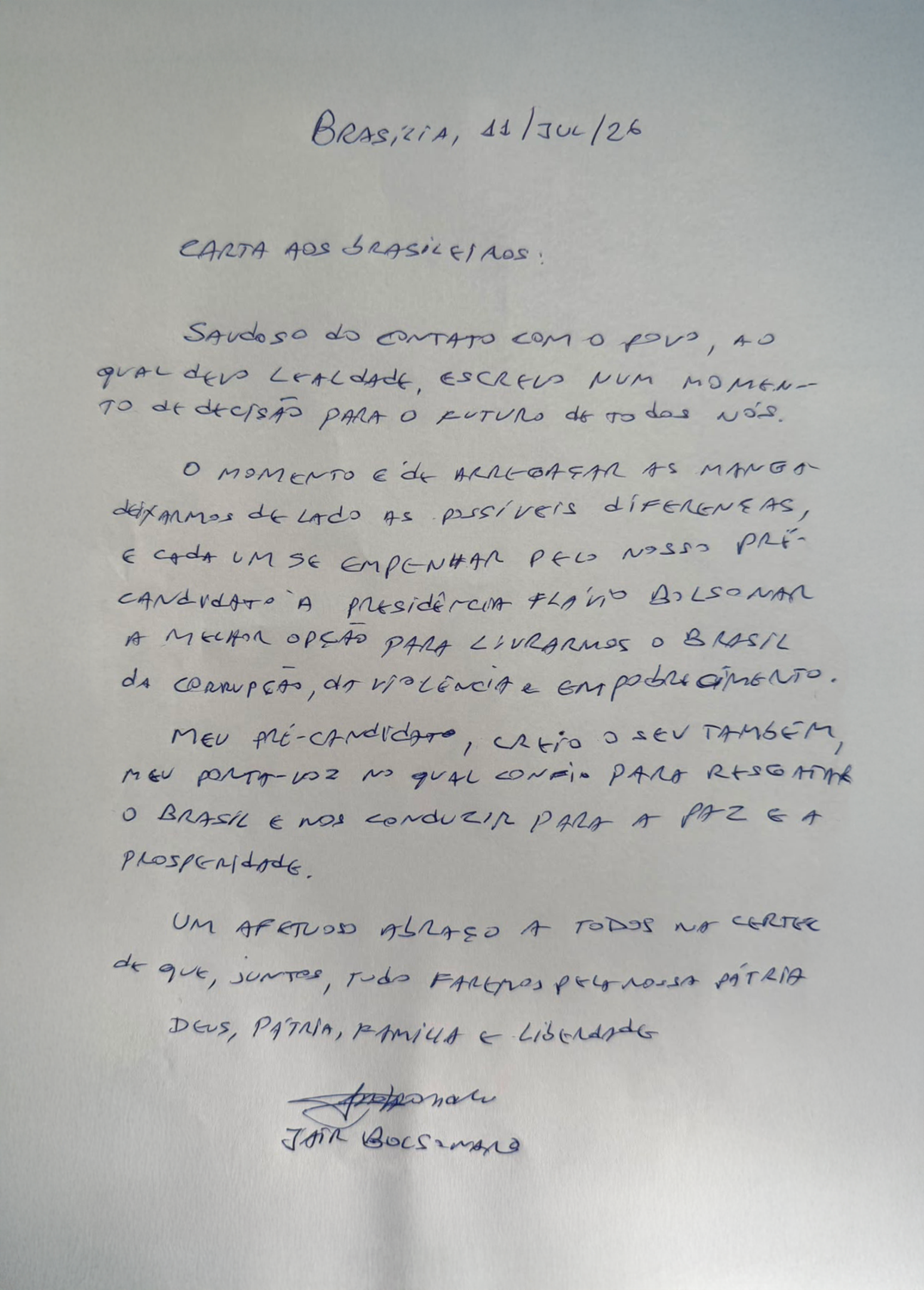 Carta com assinatura de Bolsonaro lida em live por Fl&aacute;vio Bolsonaro